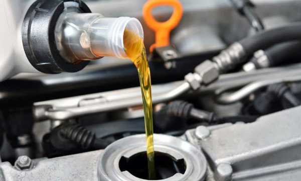 thay dầu nhớt oto